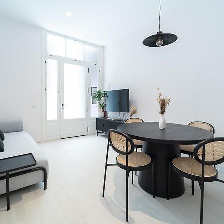 Oslo Apartment มาดริด ภายนอก รูปภาพ